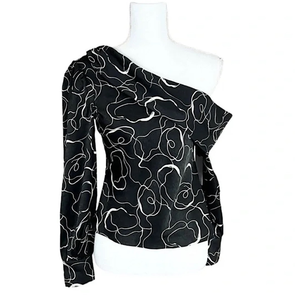 NWT ASTR Asymmetrical One Shoulder Abstract Patterned Blouse size Medium